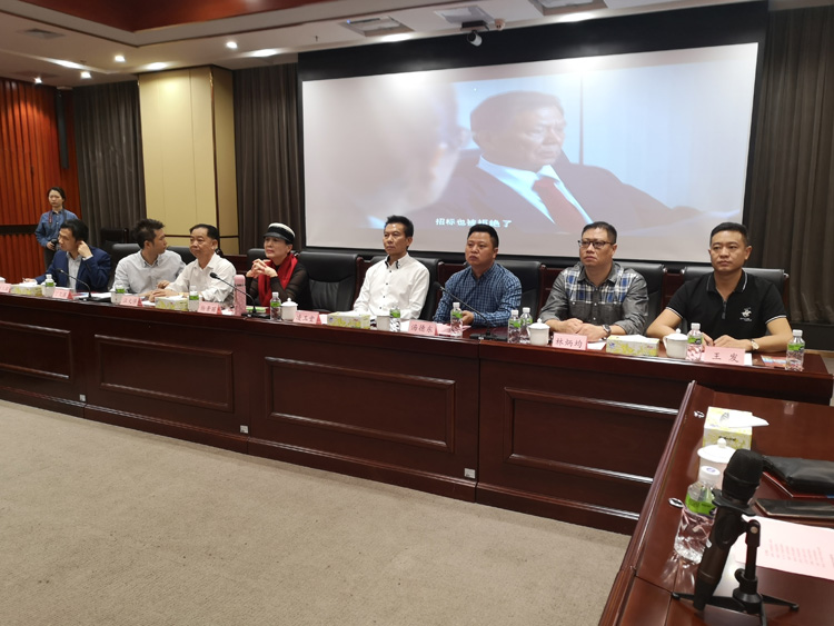 a8c152aa8c64029bfe8fe79a2ec96c7.jpg a8c152aa8c64029bfe8fe79a2ec96c7.jpg